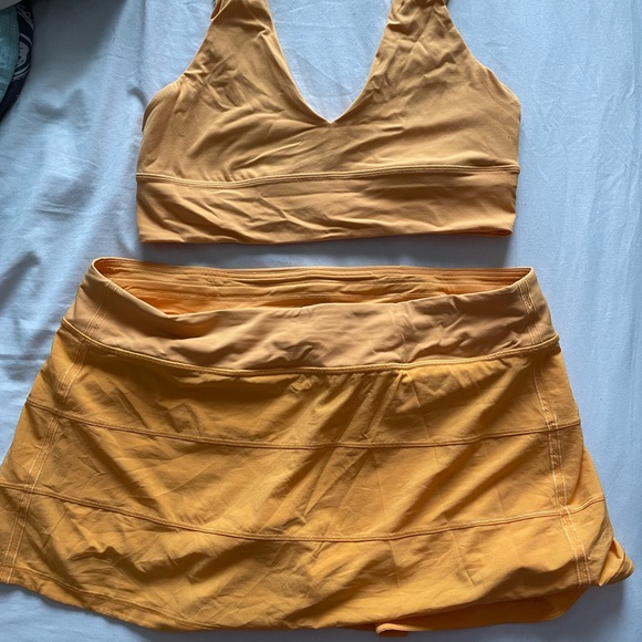 Lululemon Golden-Yellow Orange Skirt with Built-In Shorts, Size 14 - Picture 2 of 4
